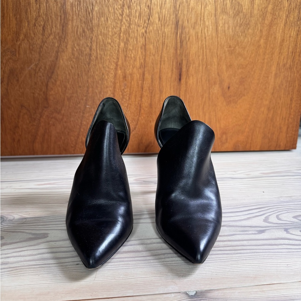 Alexander Wang Leva D'orsay Leather Pumps In Black
 Women's Shoes